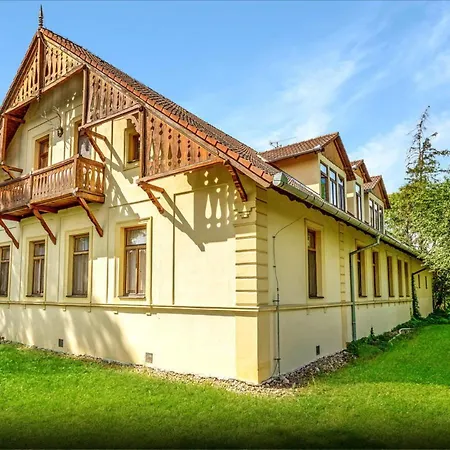 Restaurace A Hájovna Pensión Dolni Vestonice