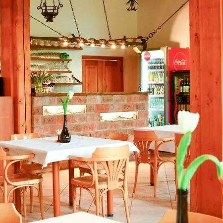 Restaurace A Hájovna Dolni Vestonice