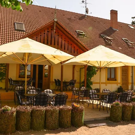 Pensión Restaurace A Hájovna Dolni Vestonice